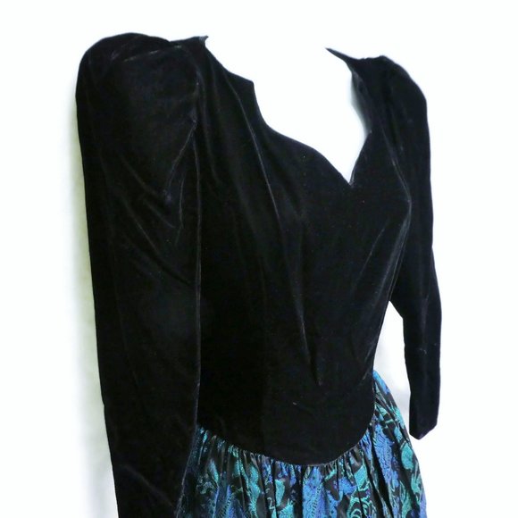 Vintage 80s Ball Gown Scott McClintock Brocade Velvet Basque V Waist Puff Sleeve - Picture 3 of 12